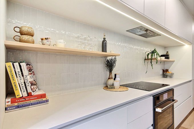 Cuisine moderne sur mesure pour Pier-Luc Funk et Virginie Ranger-Beauregard par Salse Design.
